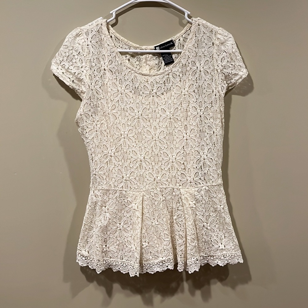Valerie Bertinelli peplum top